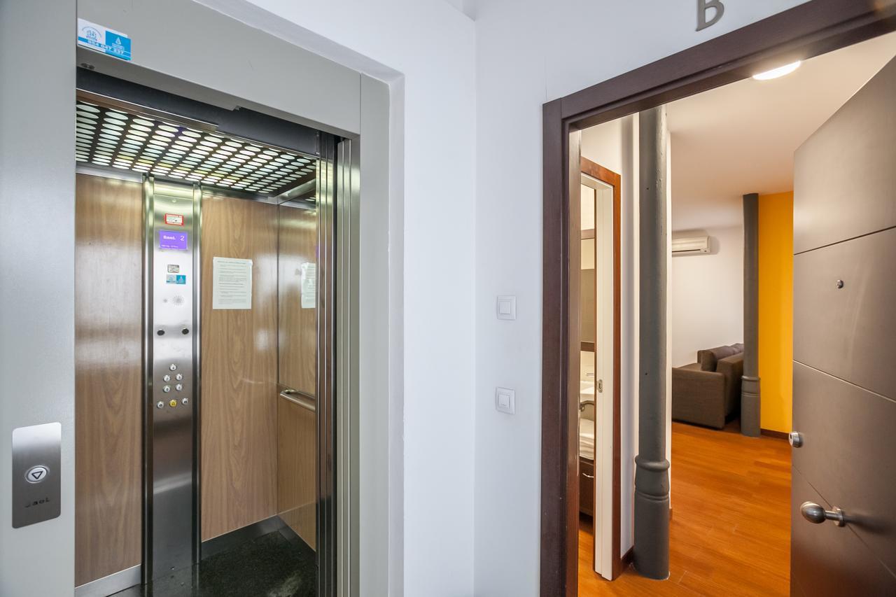 Apartamentos Cuna 41 Sewilla Zewnętrze zdjęcie